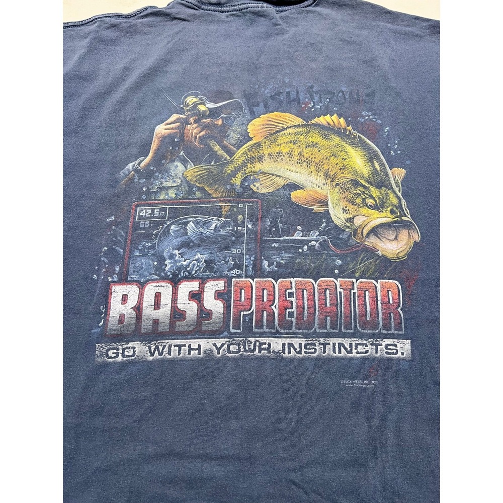 Buck Wear T-Shirt Mens‎ XL Blue Bass Predator Vintage 2007 Fishing Graphic Tee